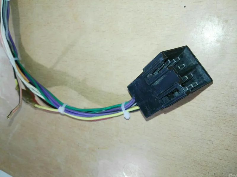 کابل، سوکت، فیش برق پایونیر قدیم