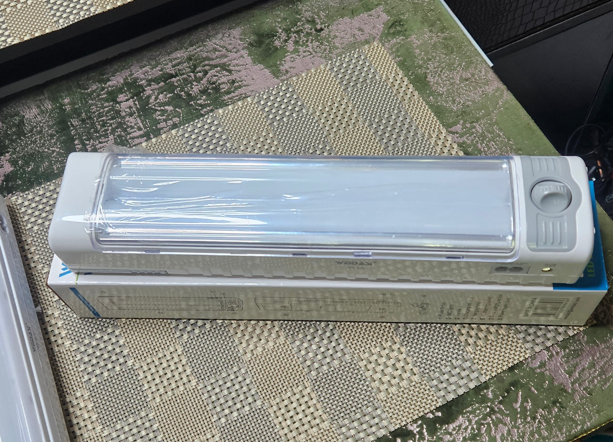 چراغ اضطراری شارژی ویداسی WD843