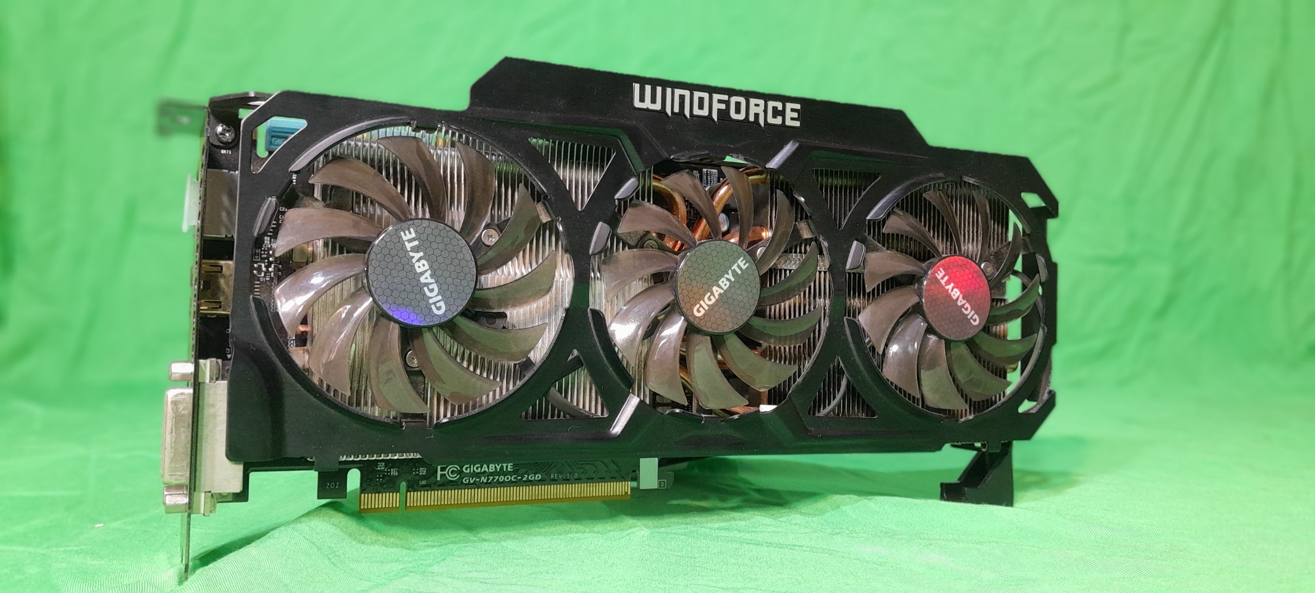 گیگابایت n770 oc