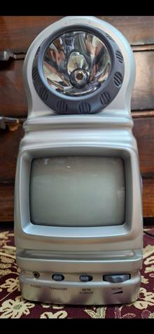 رادیو.تلویزیون.وچراغ