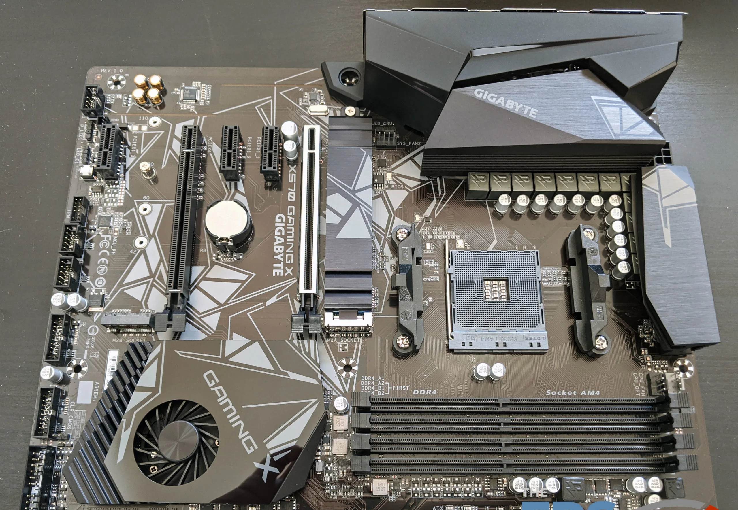 Gigabyte X570 Gaming x  AM4