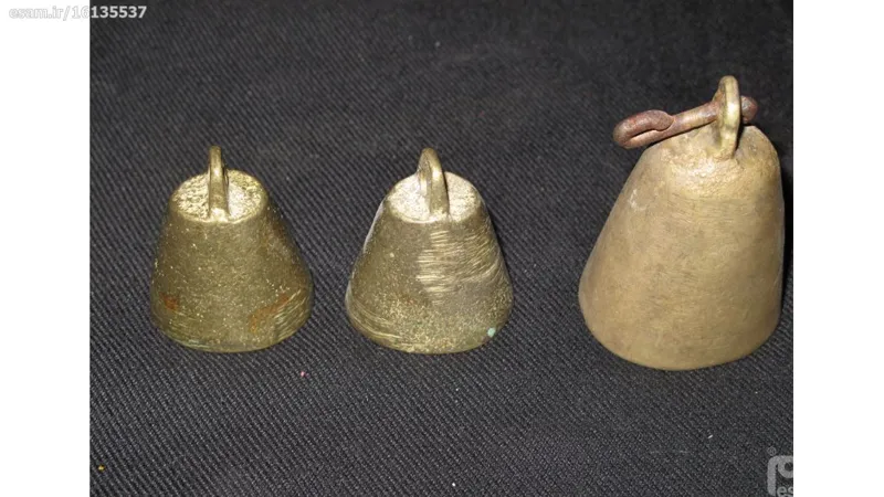 2عددزنگوله زیبا-قدمتی واقعی بالا 120سال قاجاریه