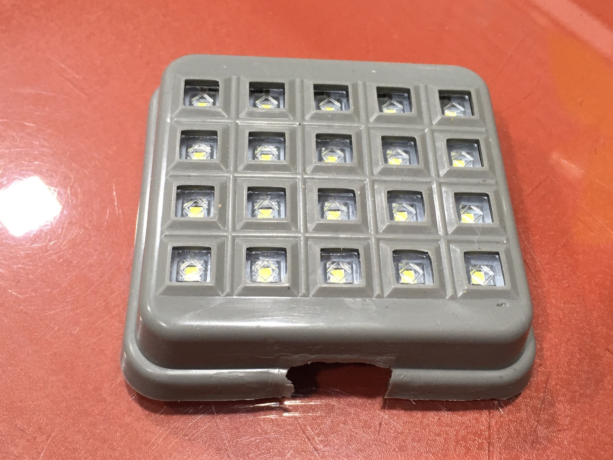 چراغ سقف پراید