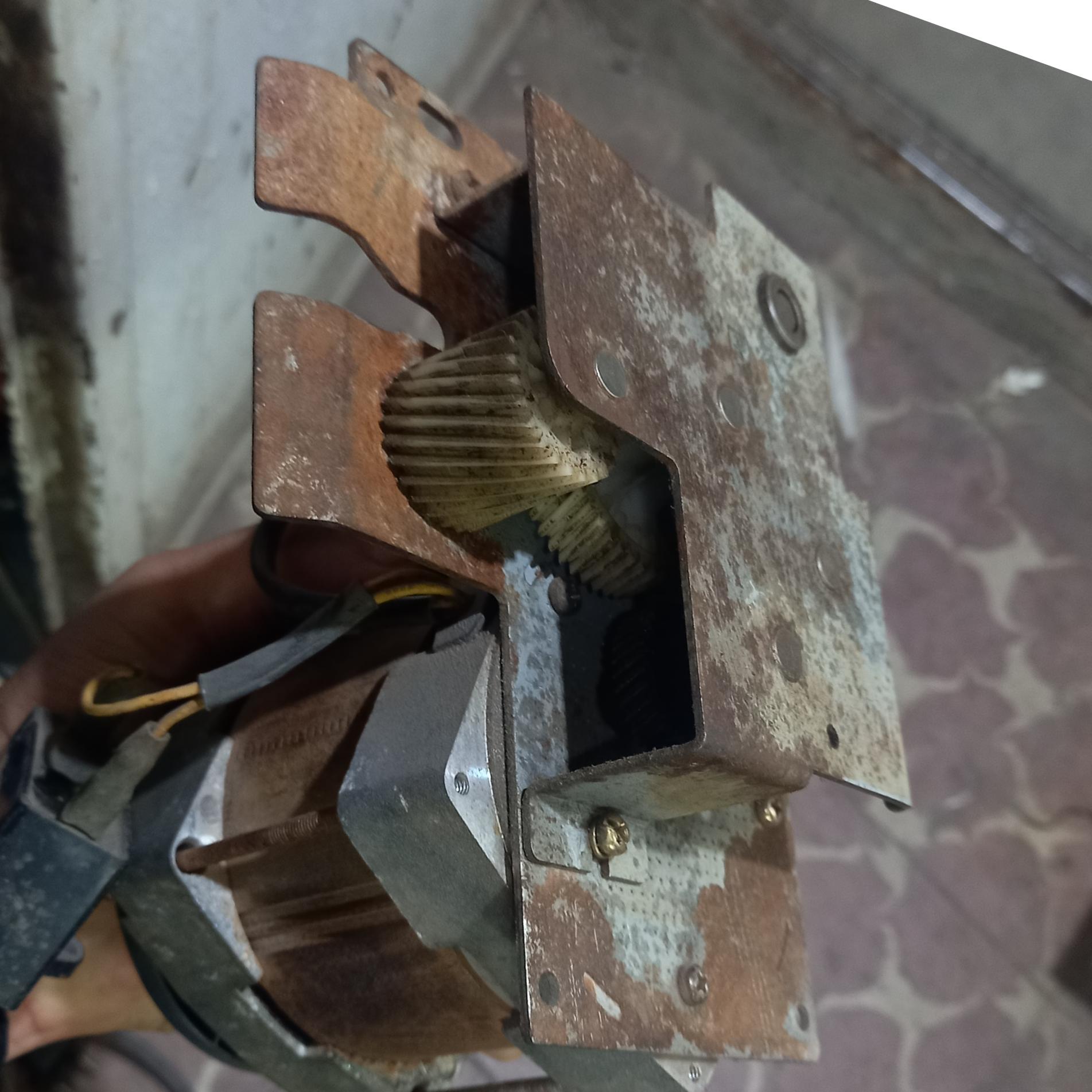 الکترو موتور گیربکس دار قدرتمند