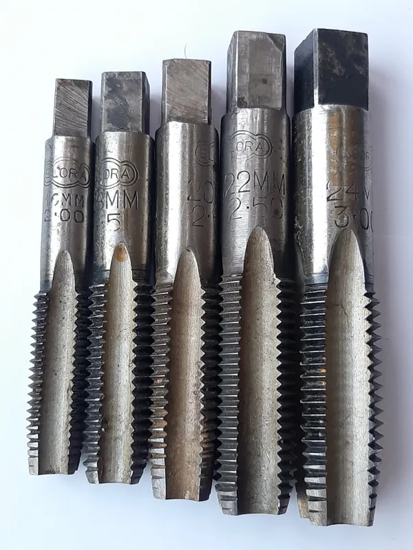 قلاویز ELORA آلمان ( ست 5 عددی )