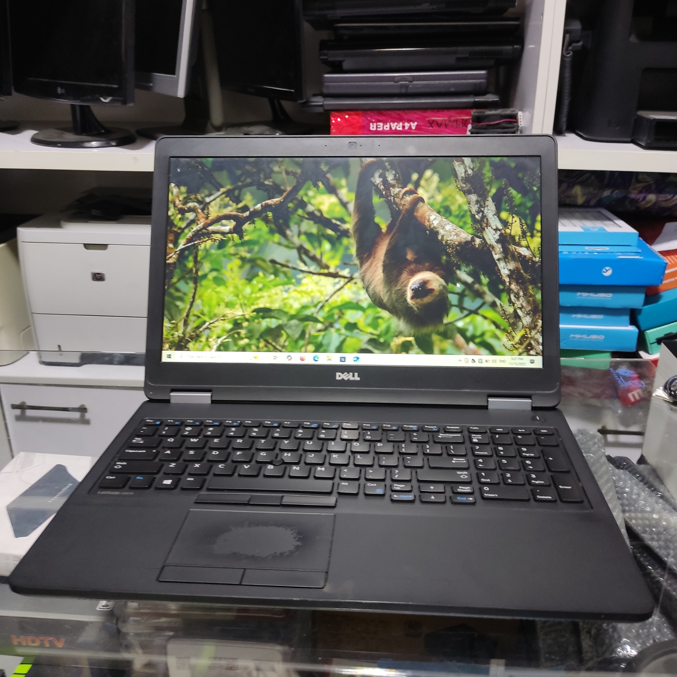 لپ تاپ dell 5570