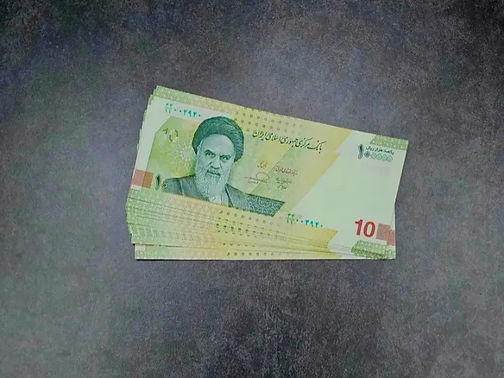 پنج جفت اسکناس کسر 11 خاندوزی فرزین