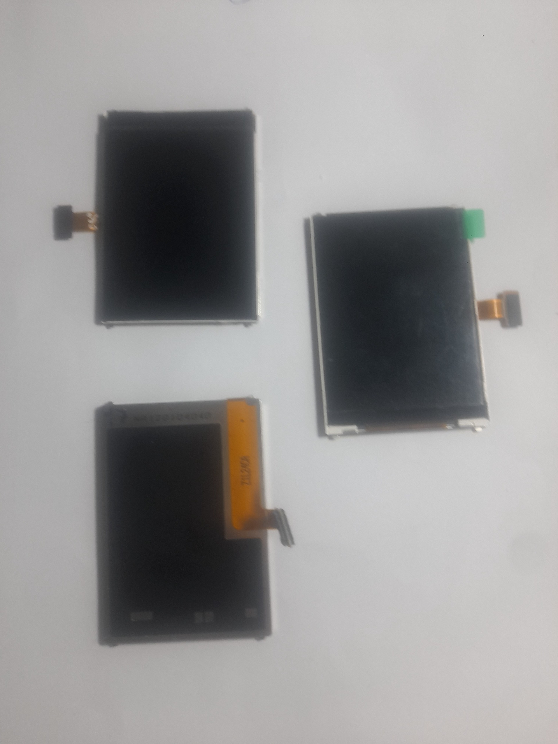 ال سی دی سامسونگ Samsung 3303 و 3300