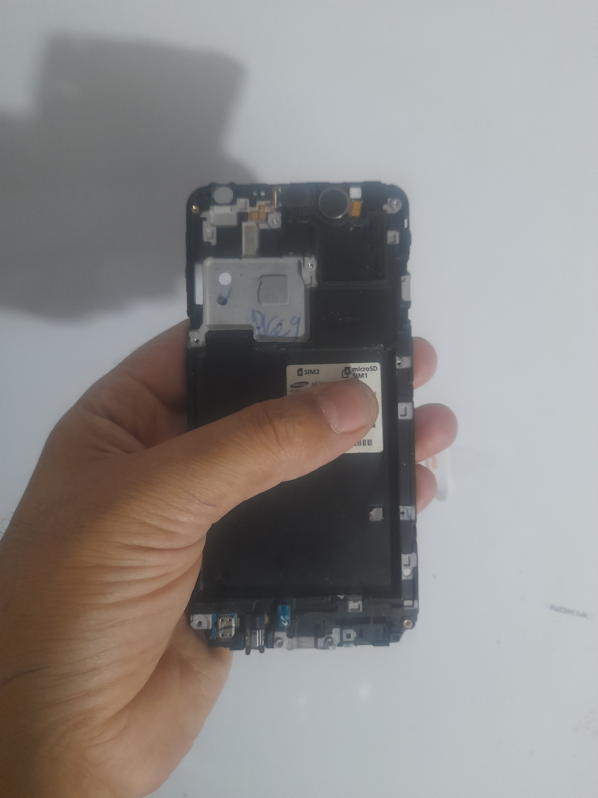 فریم سامسونگ J700h   و  J700h و  J701f