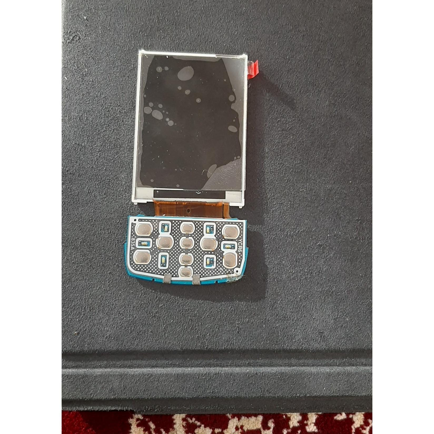 ال سی دی رو کاری d880