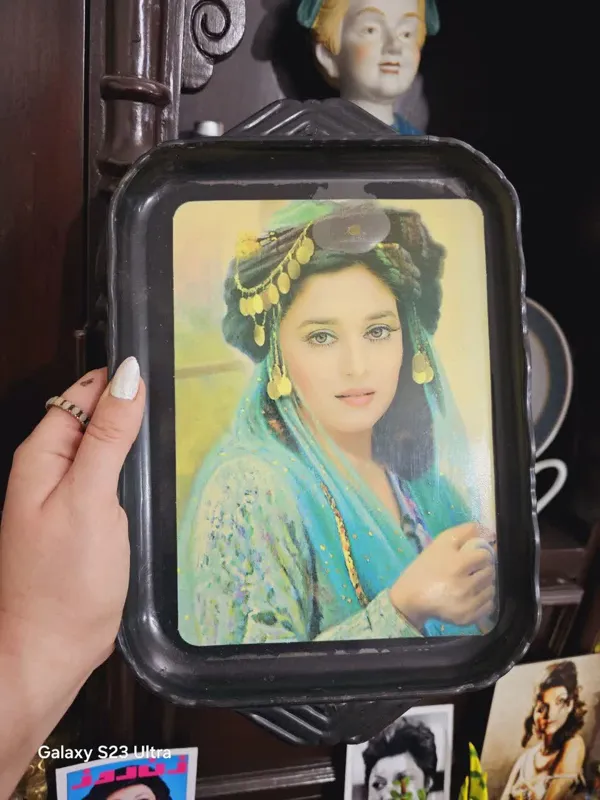 سینی پلاستیکی قدیمی