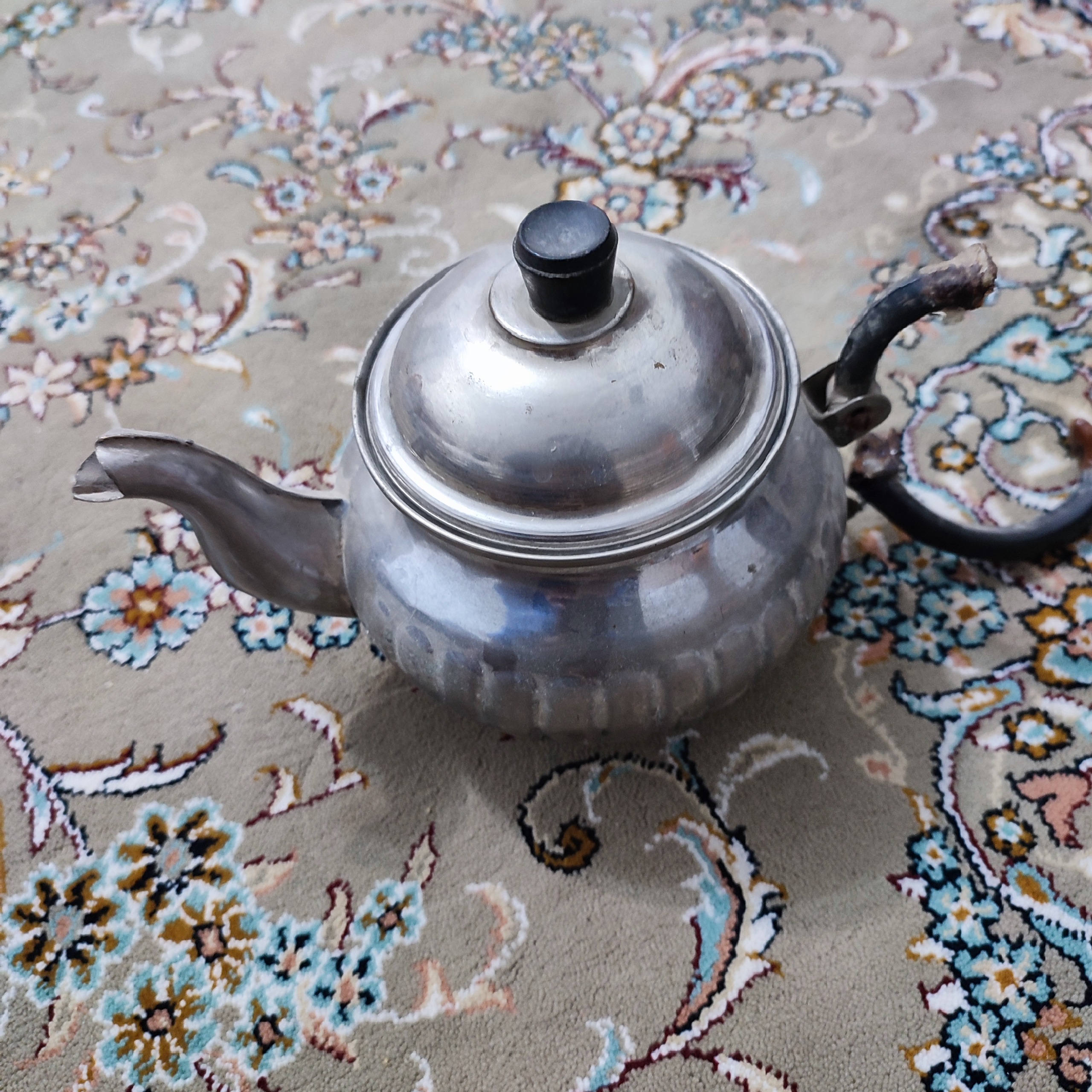قوری برنجی قدیمی