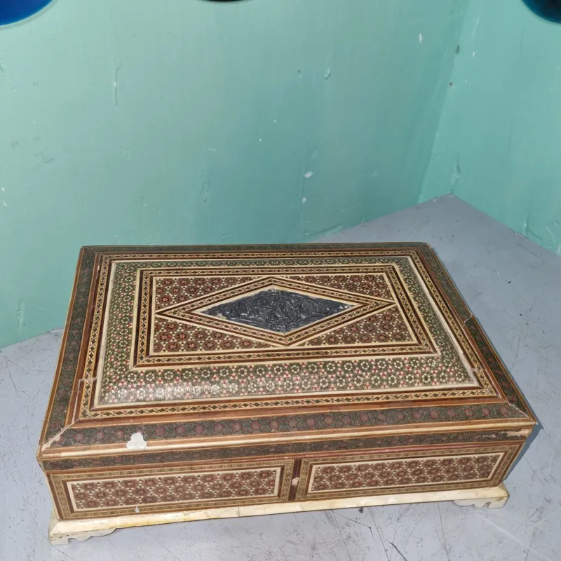 جعبه قدیمی خاتم شیراز نقره کاری