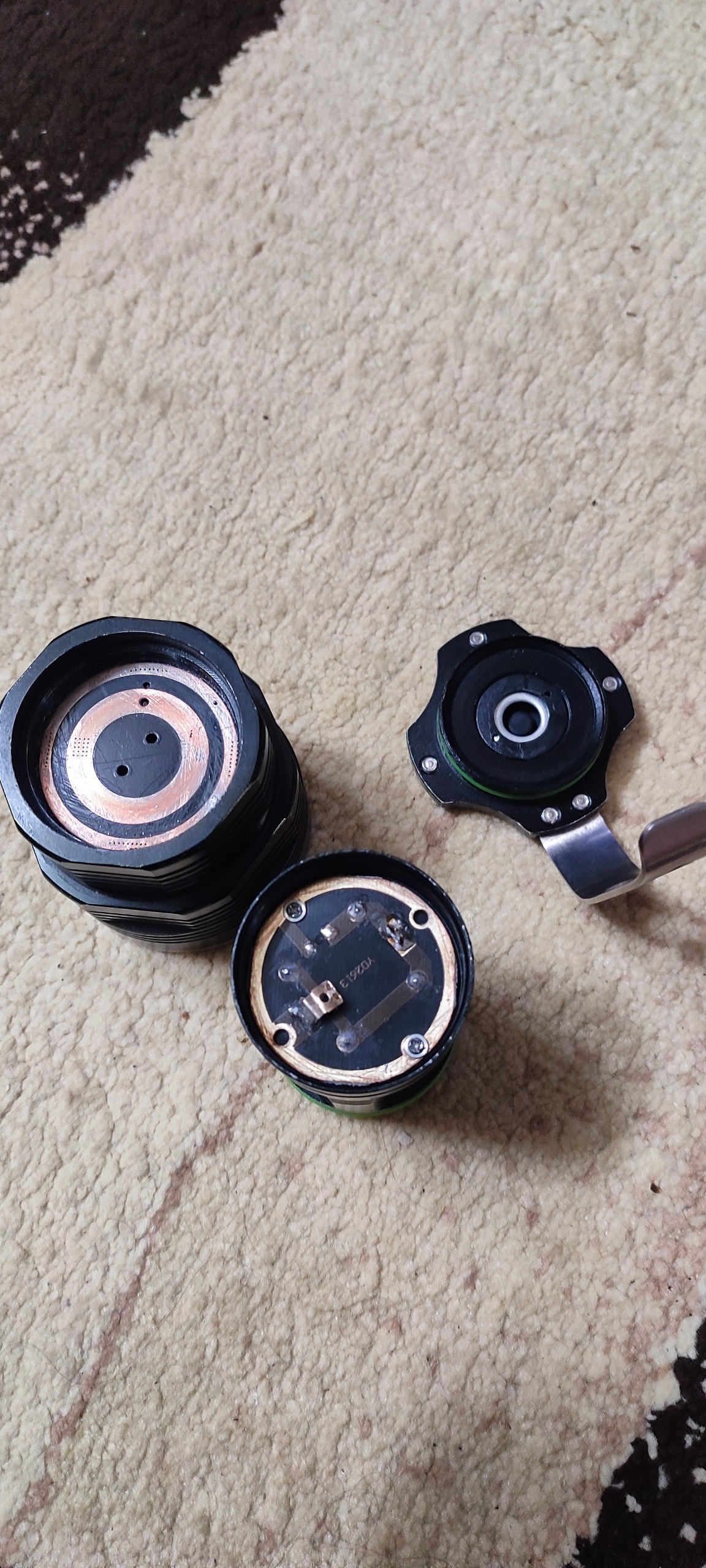 چراغ قوه پولاس 60000