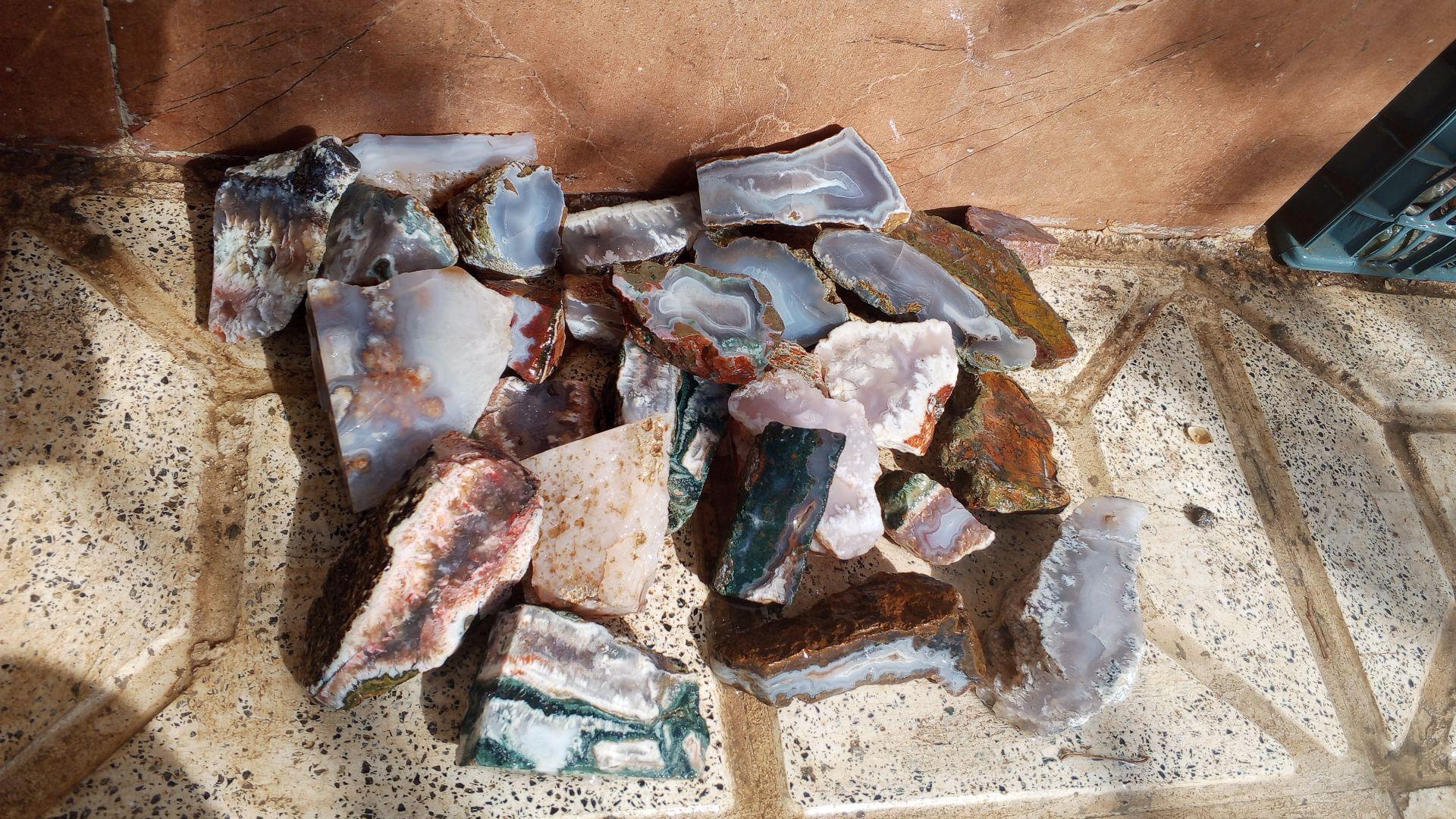 1 کیلو گرم اسلایس عقیق و شجر -ارسال رندوم