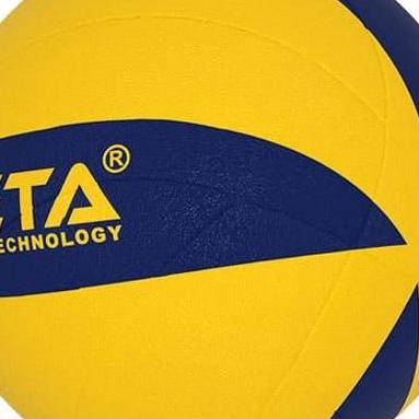 توپ والیبال و فوتبال