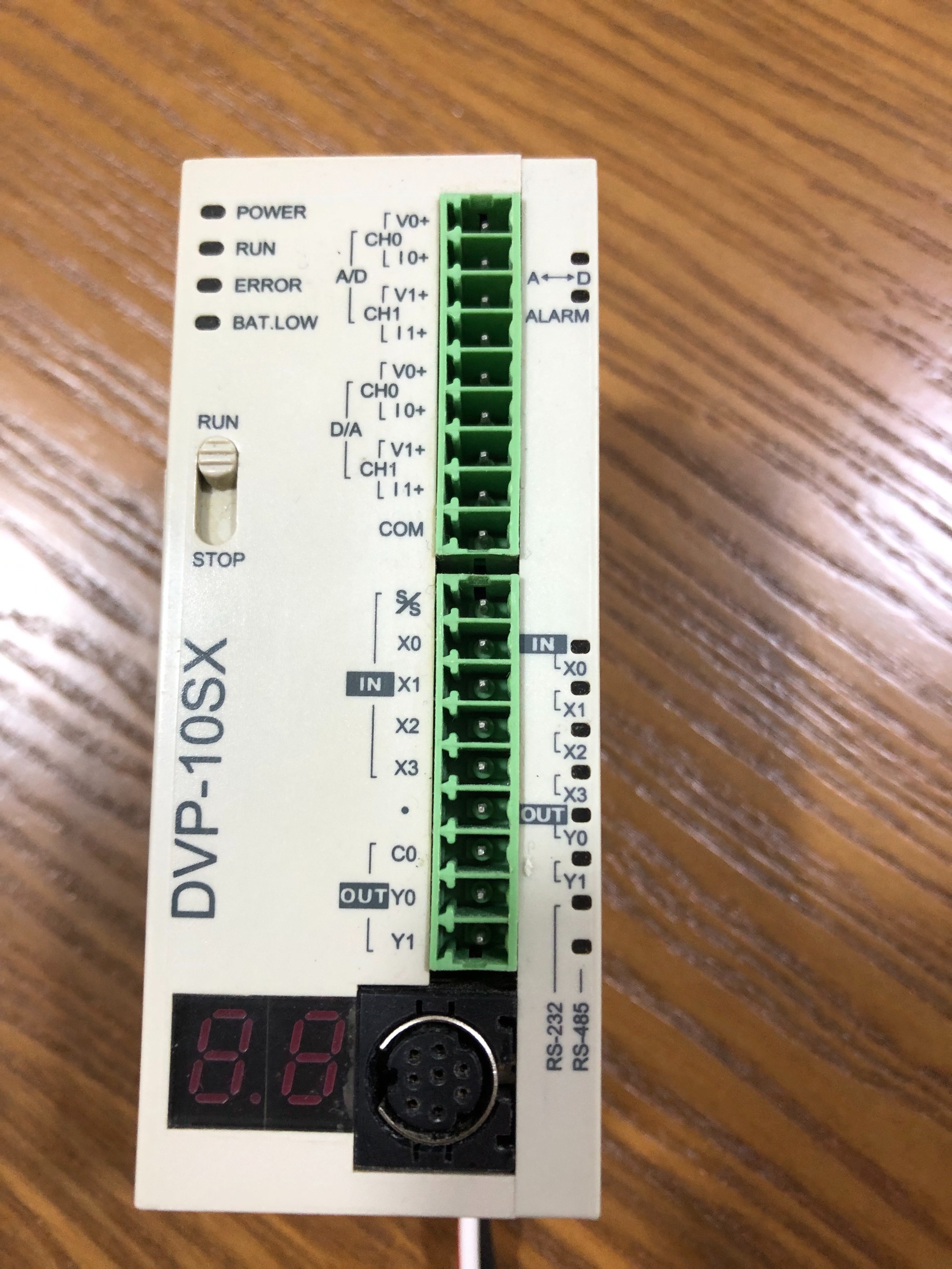 پی ال سی دلتا dvp-10sx در حد نو