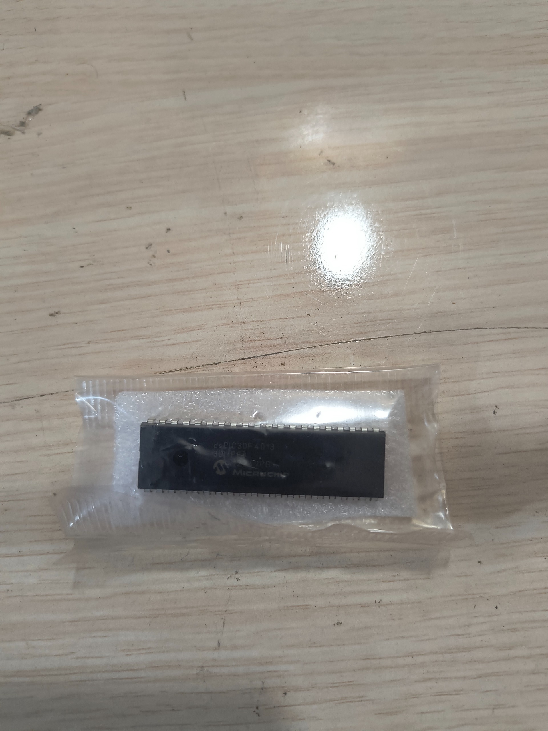 آی سی dspic30f4013