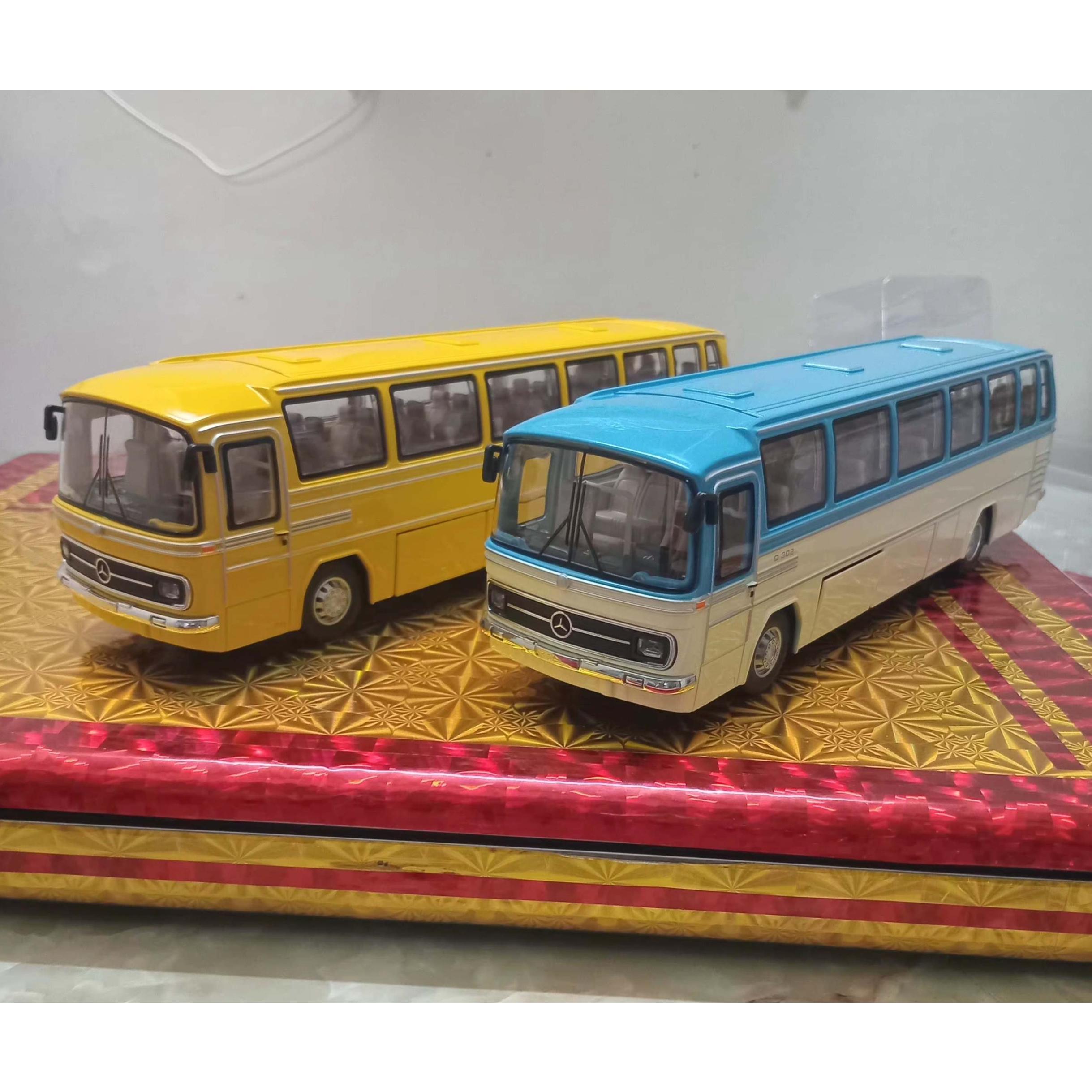 اتوبوس بنز 302 ( آبی سفید ، زیبا وخاطره انگیز )