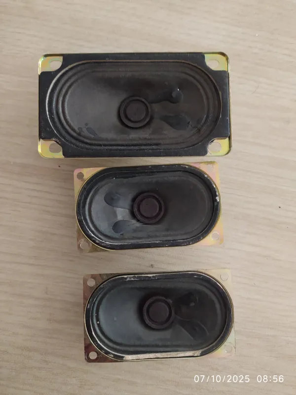 بلندگو کوچک سالم