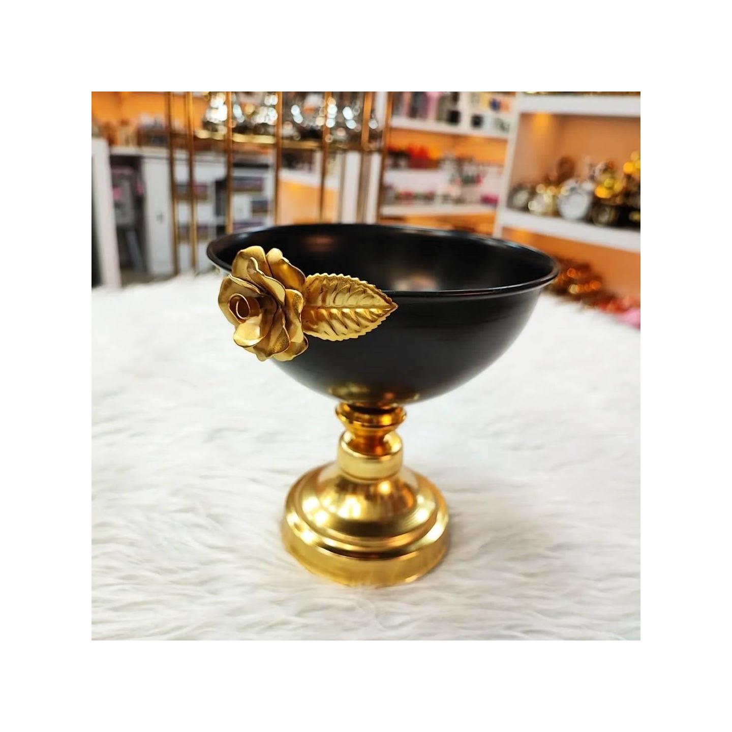 آجیل خوری گل رز