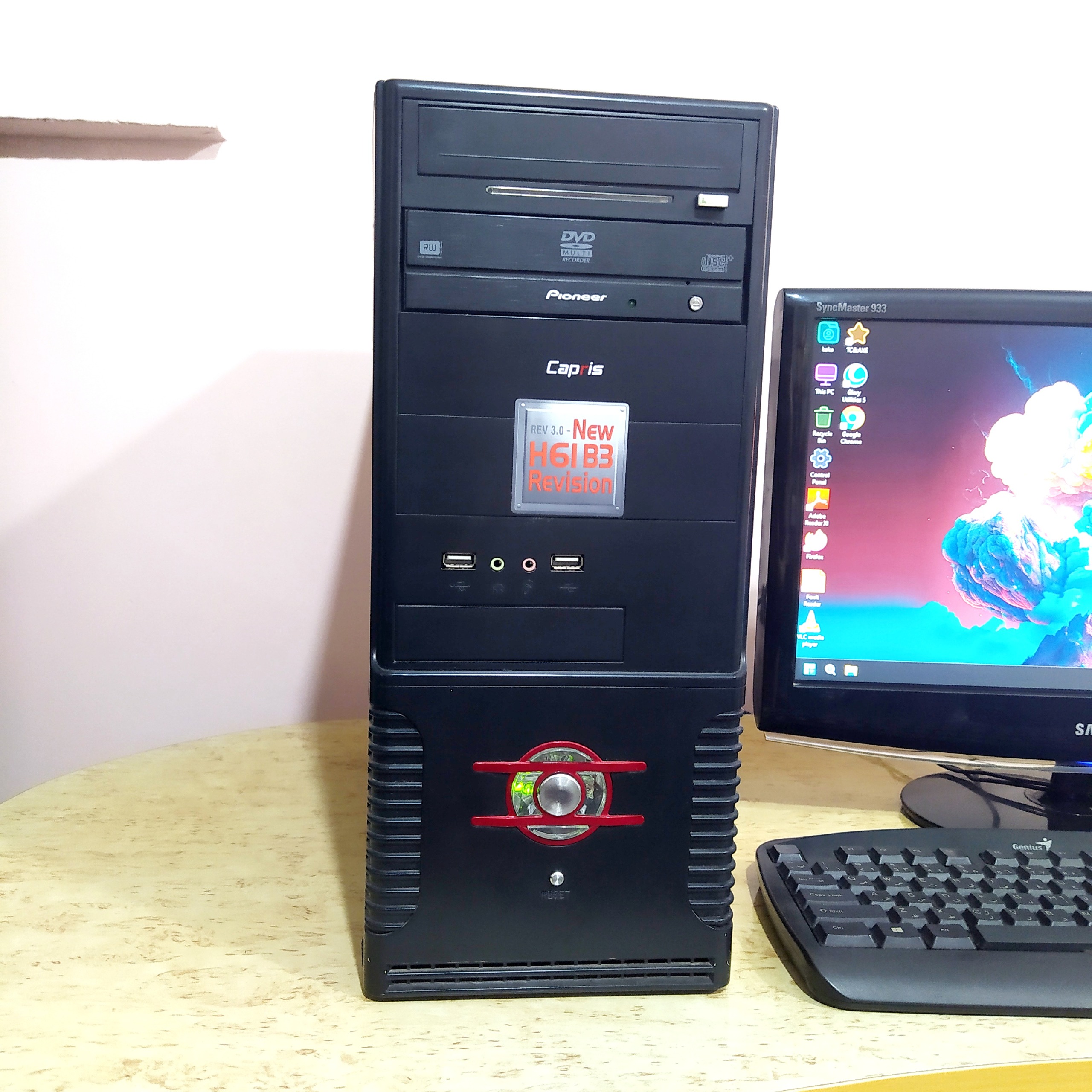 کیس H61 i3 3220 رم 8 کارت گرافیک2 گیگ