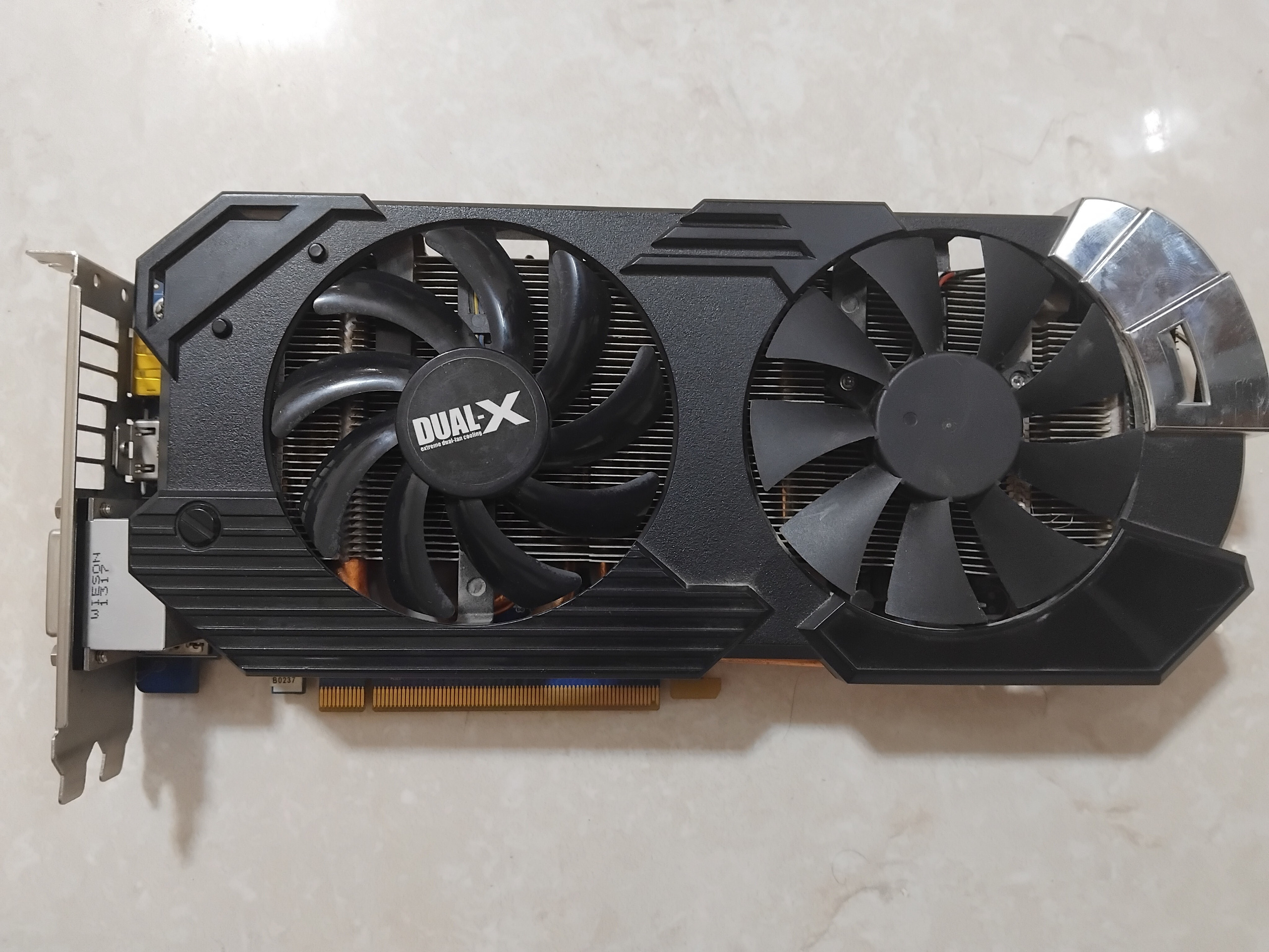 گرافیک 7950 سافایر 3گیگ ddr5