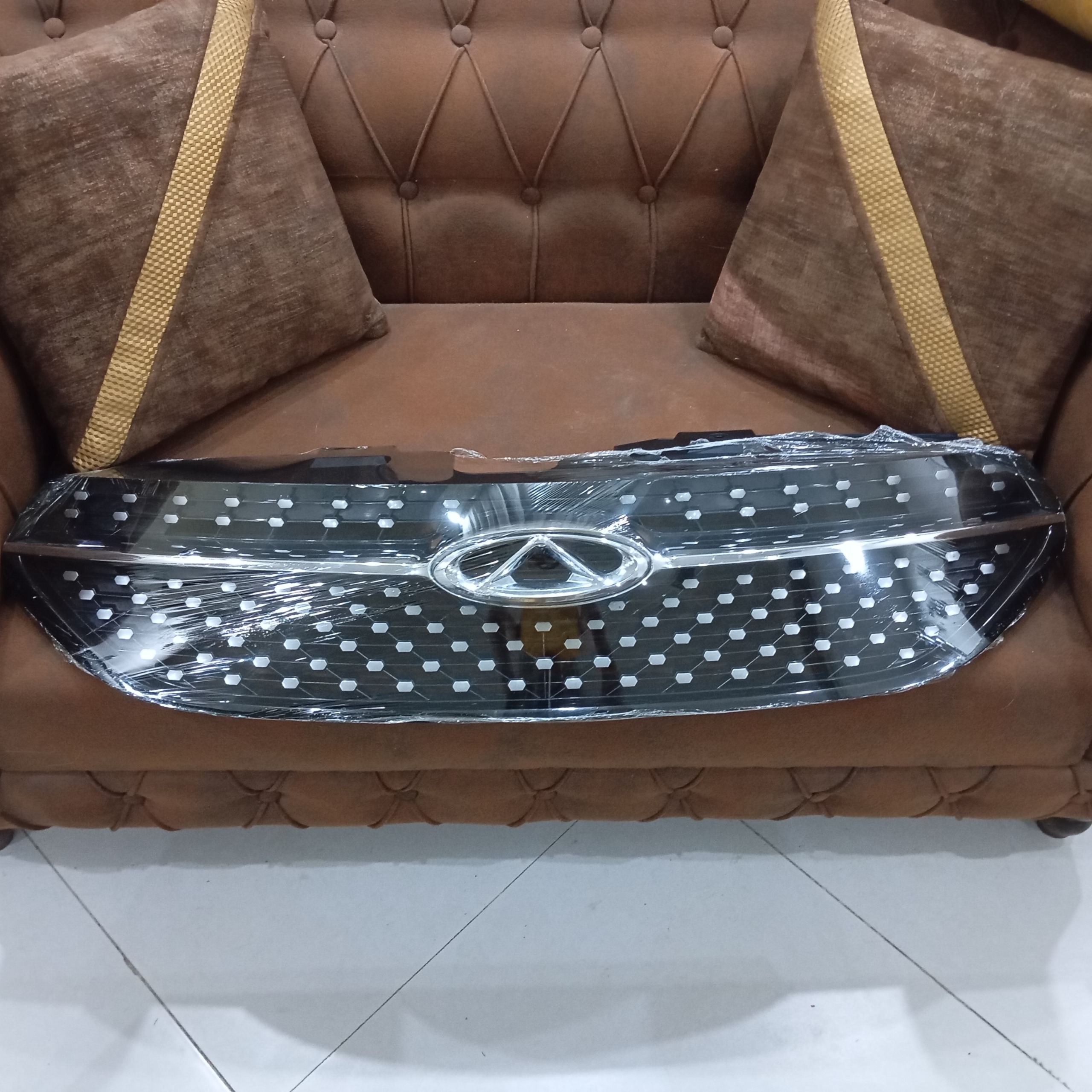جلو پنجره کهکشانی آریزو 5