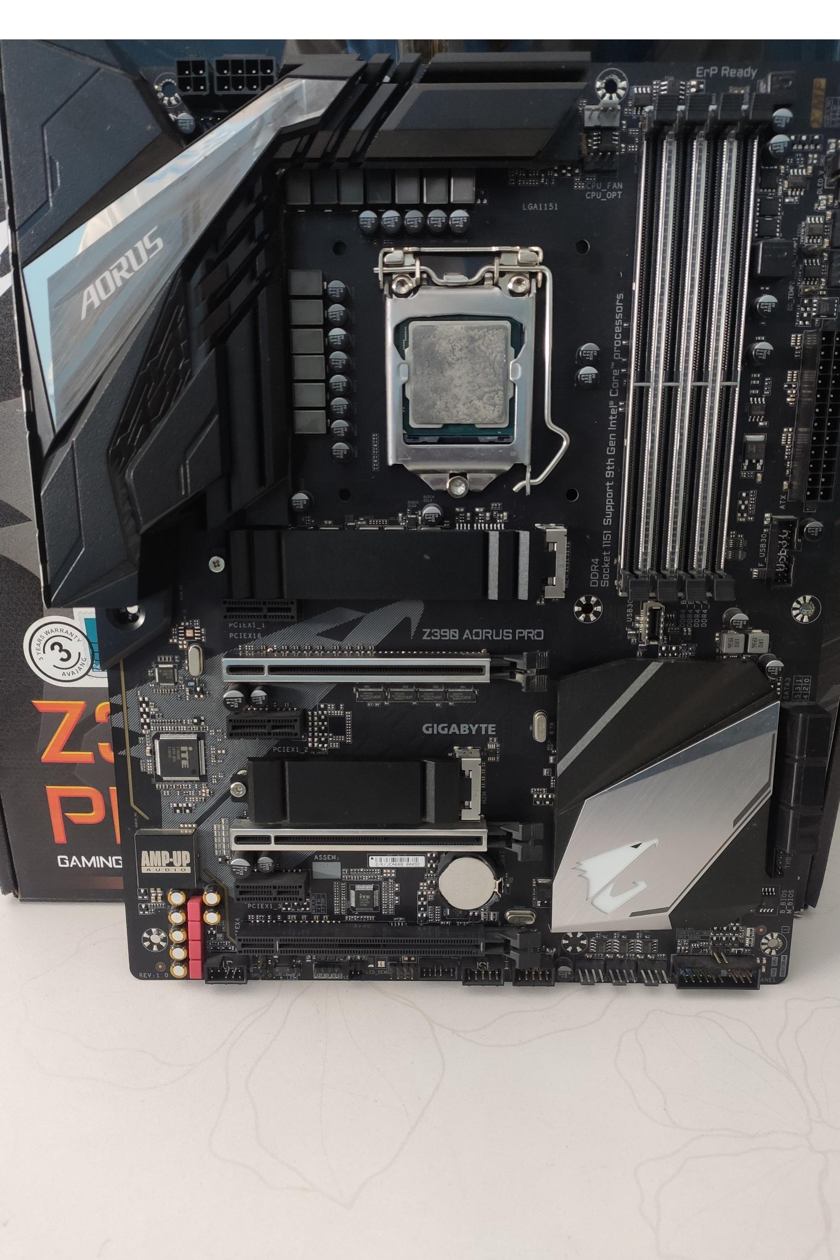 باندل Z390 Cor i9