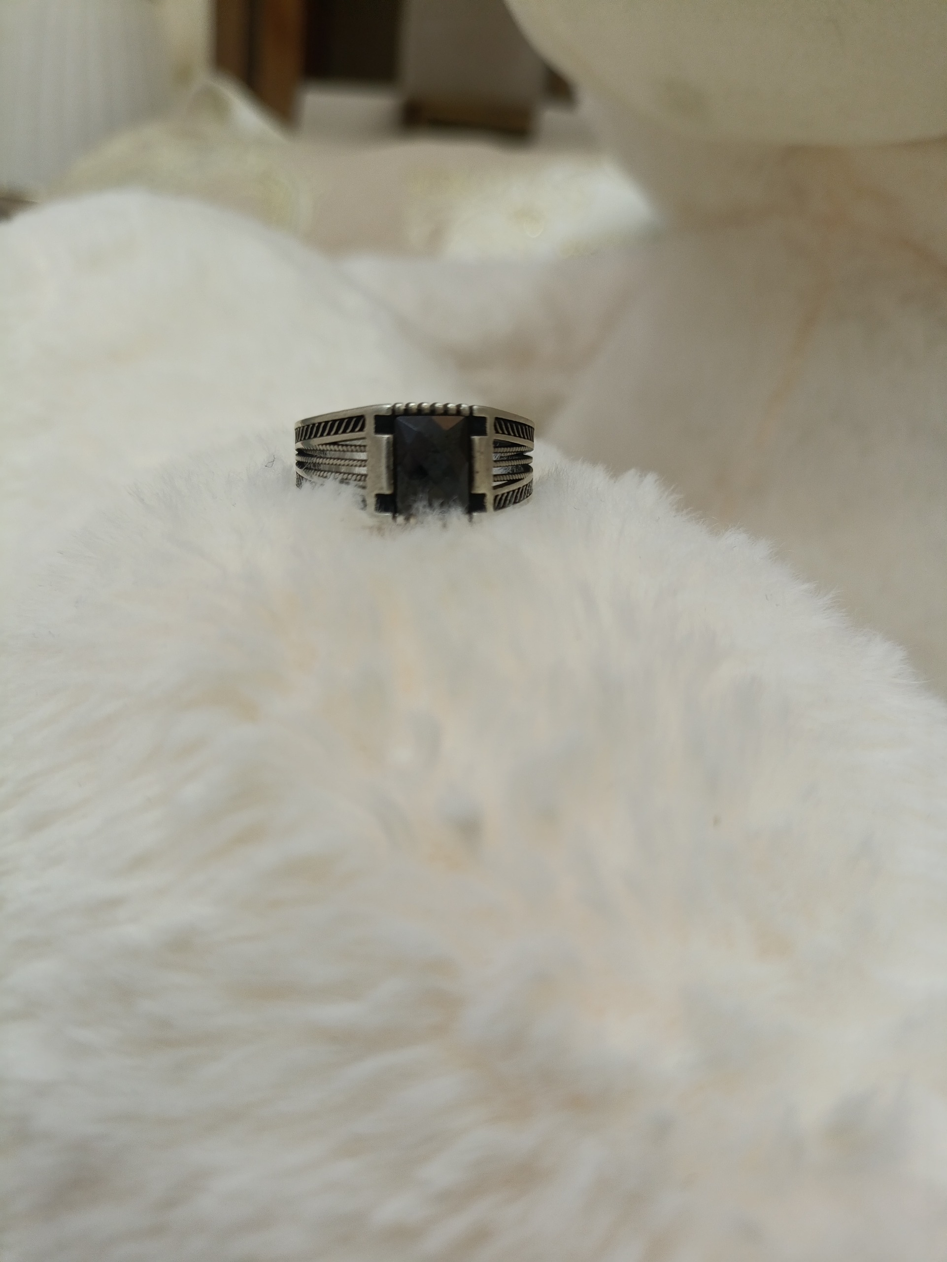 انگشتر نقره حدید