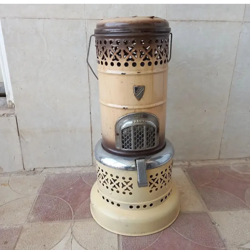والر انگلیسی با مخزن برنجی