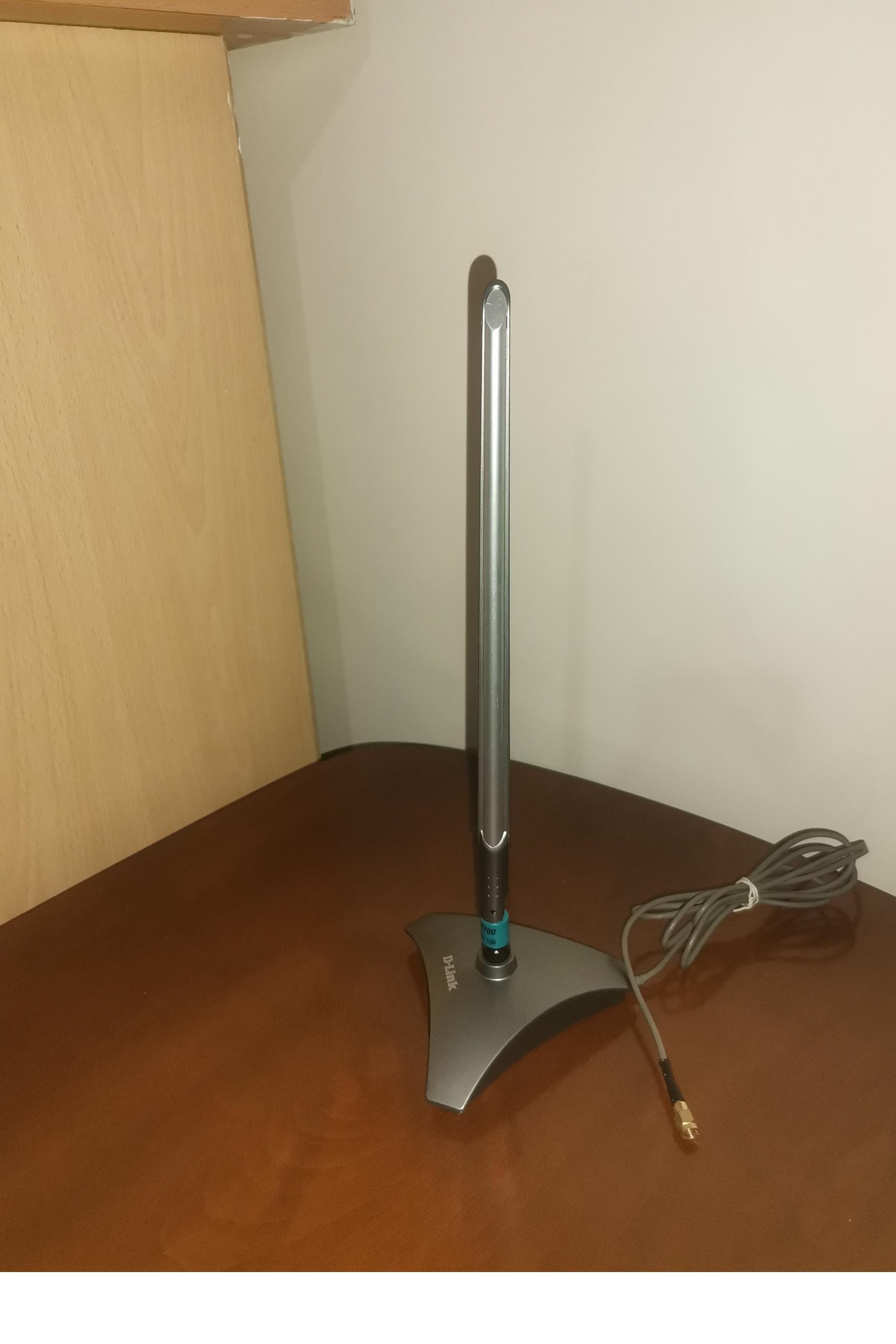 آنتن شبکه وای فای حرفه ای D-Link ant24-0700