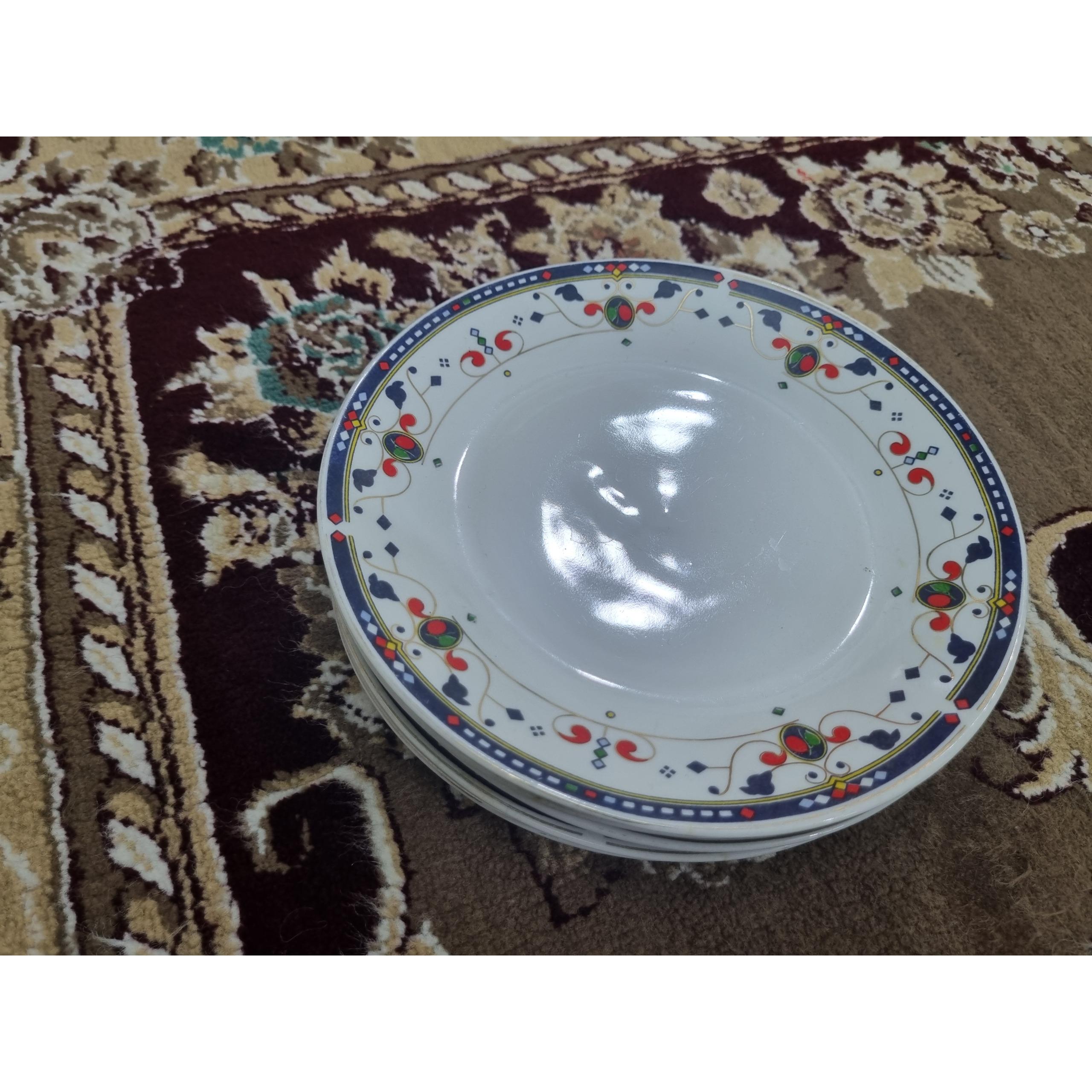 پیش دستی قدیمی