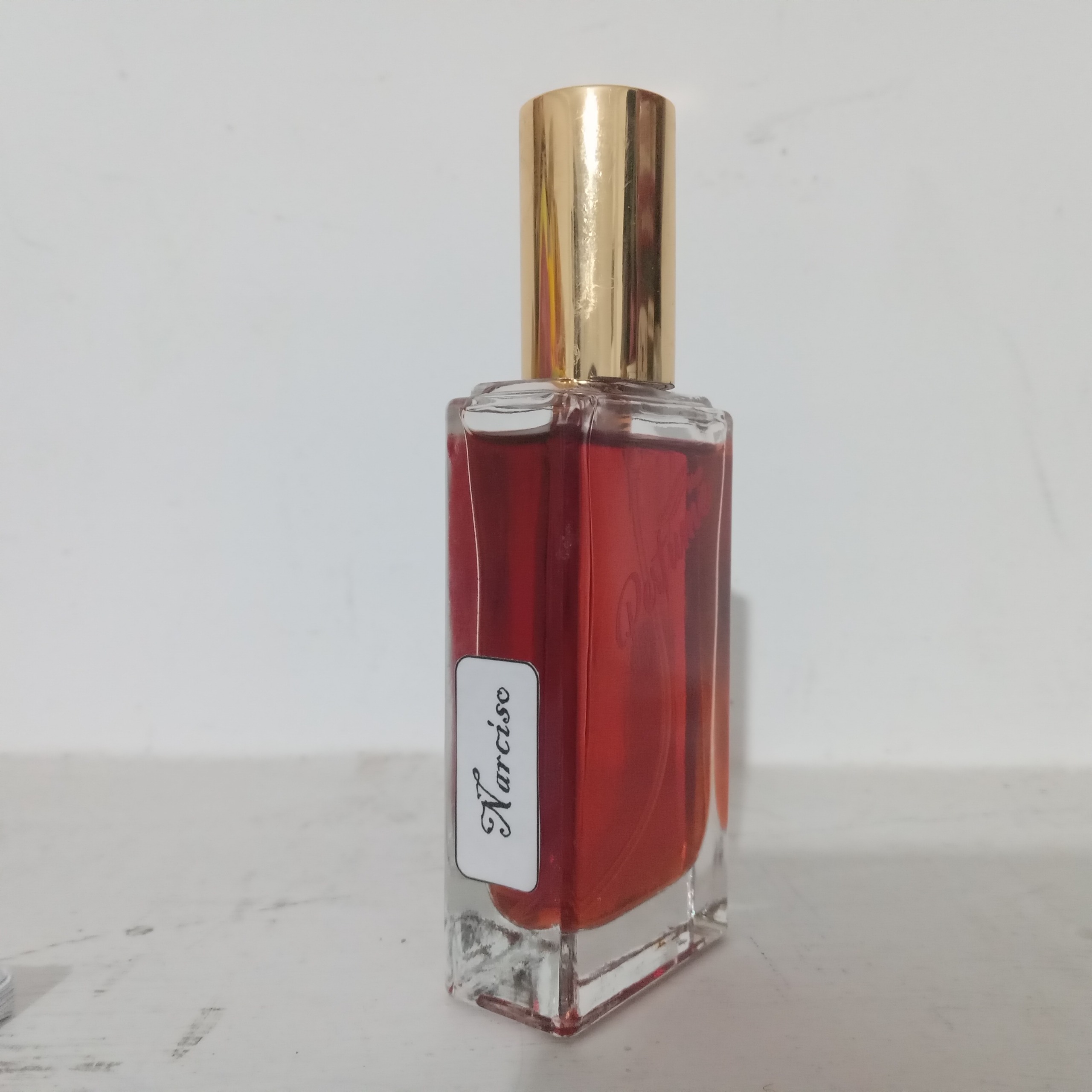 عطر اسپری نارسیس | دستریز