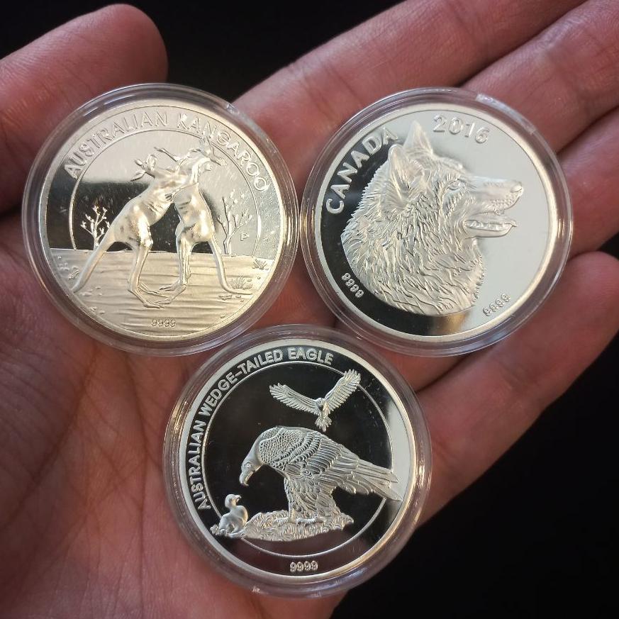 پک 3 عدد سکه های یادبود