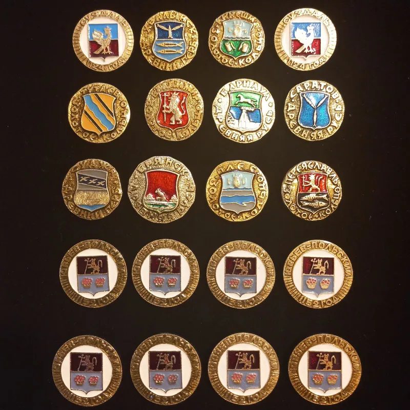 20 عدد سنجاق سینه اصل شوروی (یکجا)