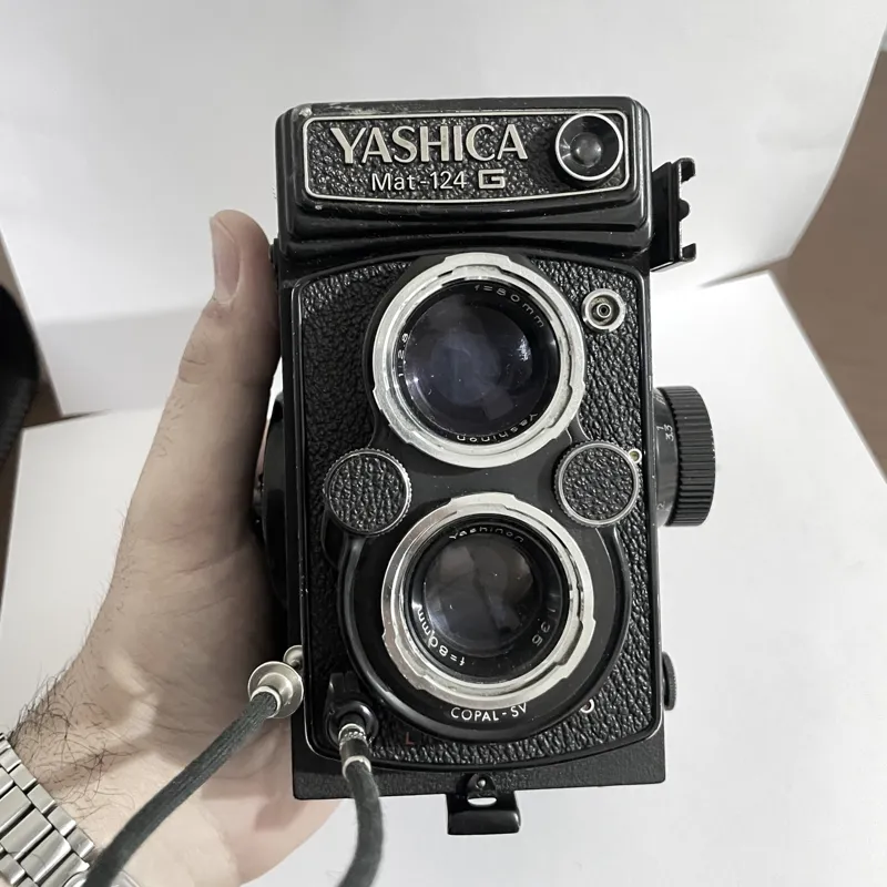 دوربین یاشیکا مات 124 YASHICA mat 124G /  G