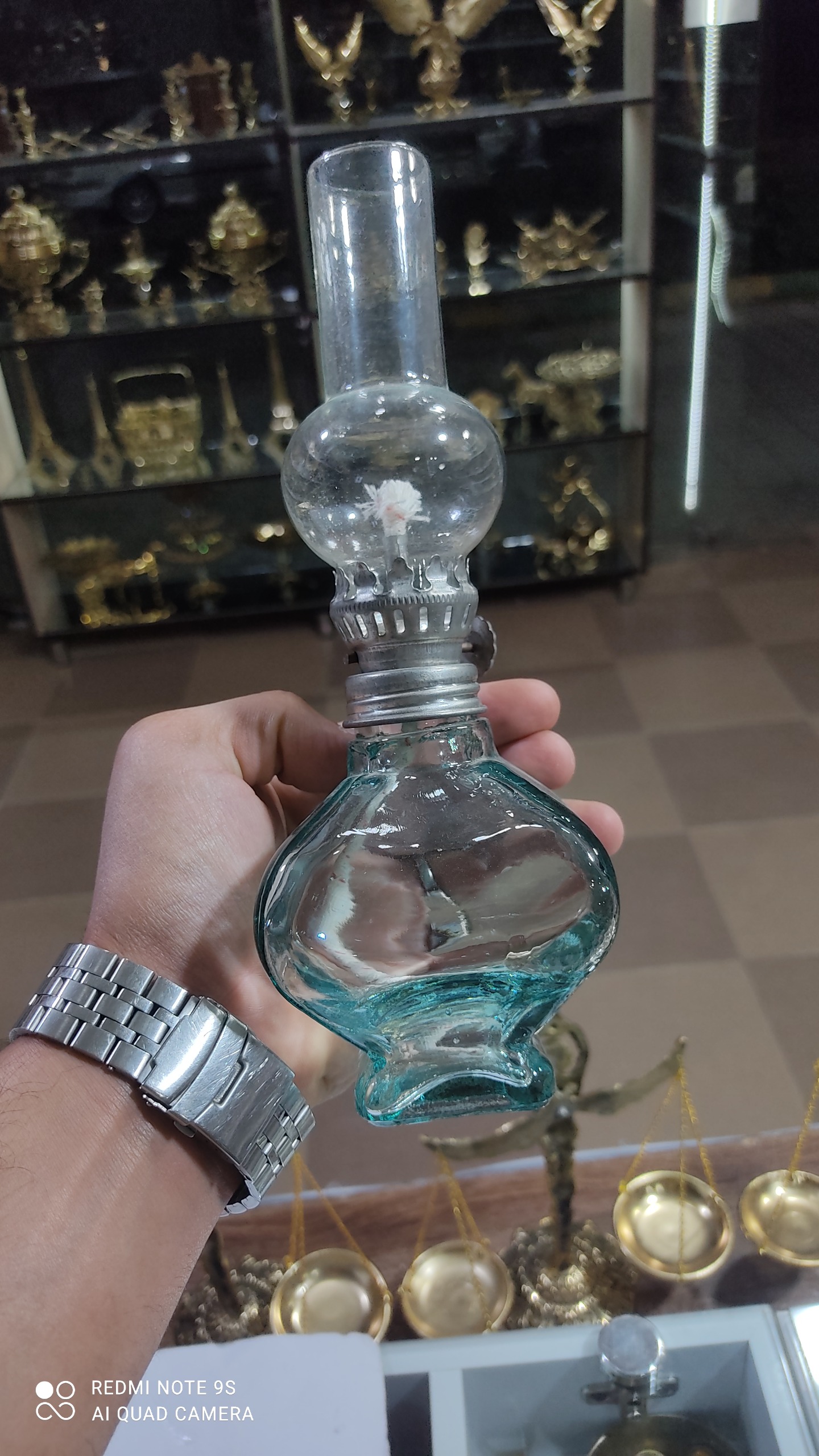 چراغ گردسوز قدیمی شیشه ای