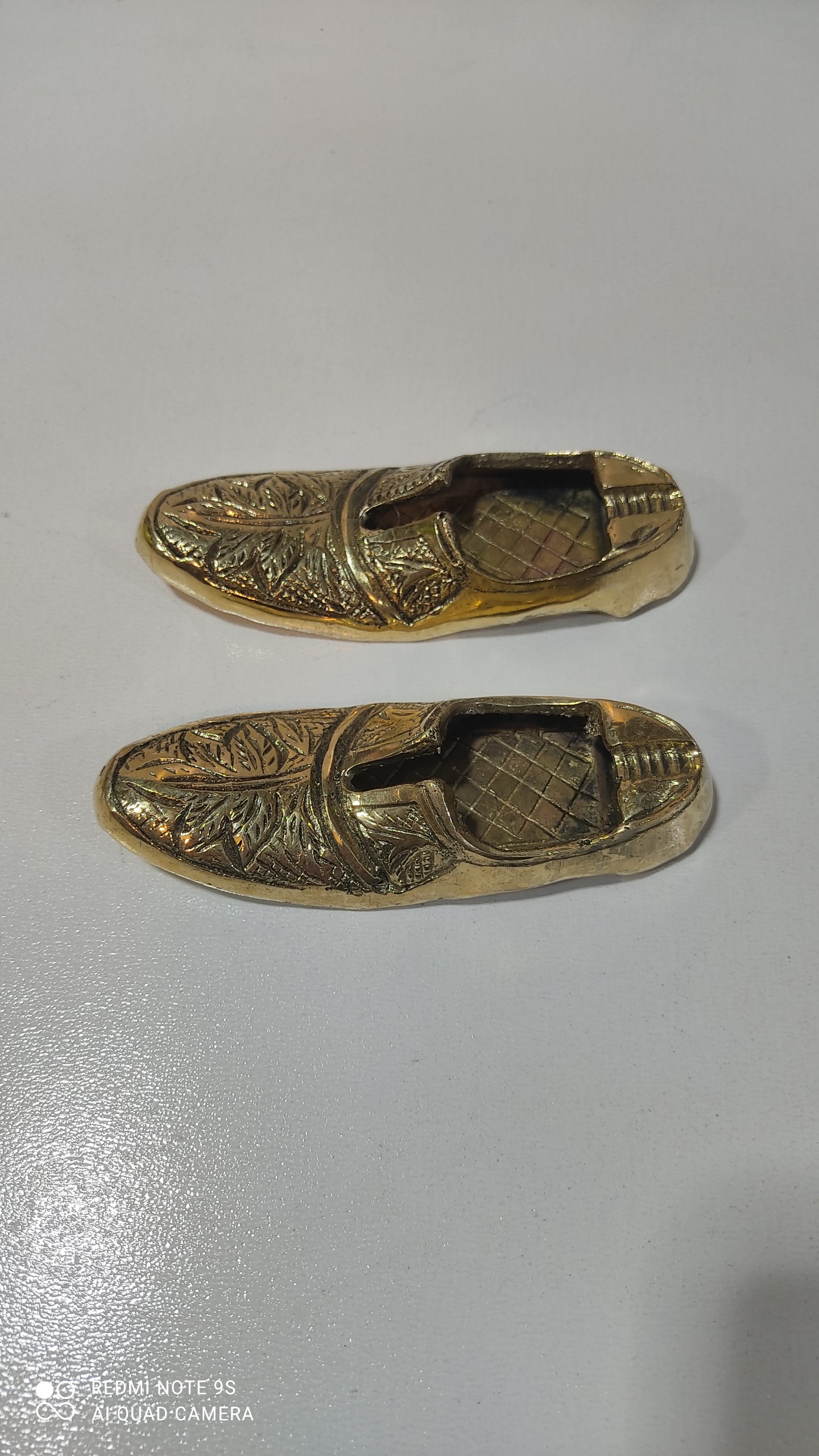 زیرسیگاری برنزی طرح کفش