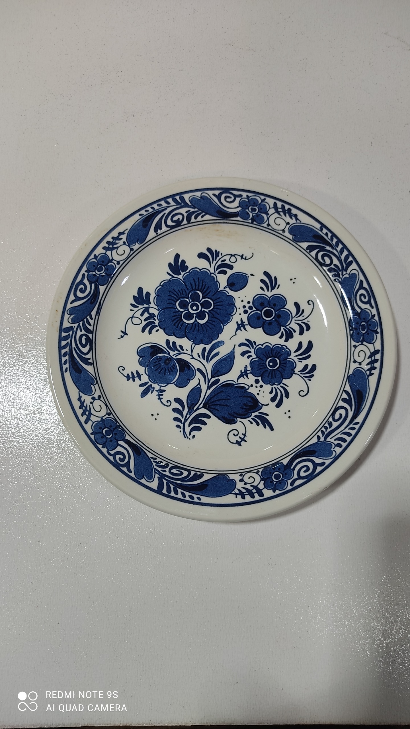 دیوارکوب قدیمی اروپایی