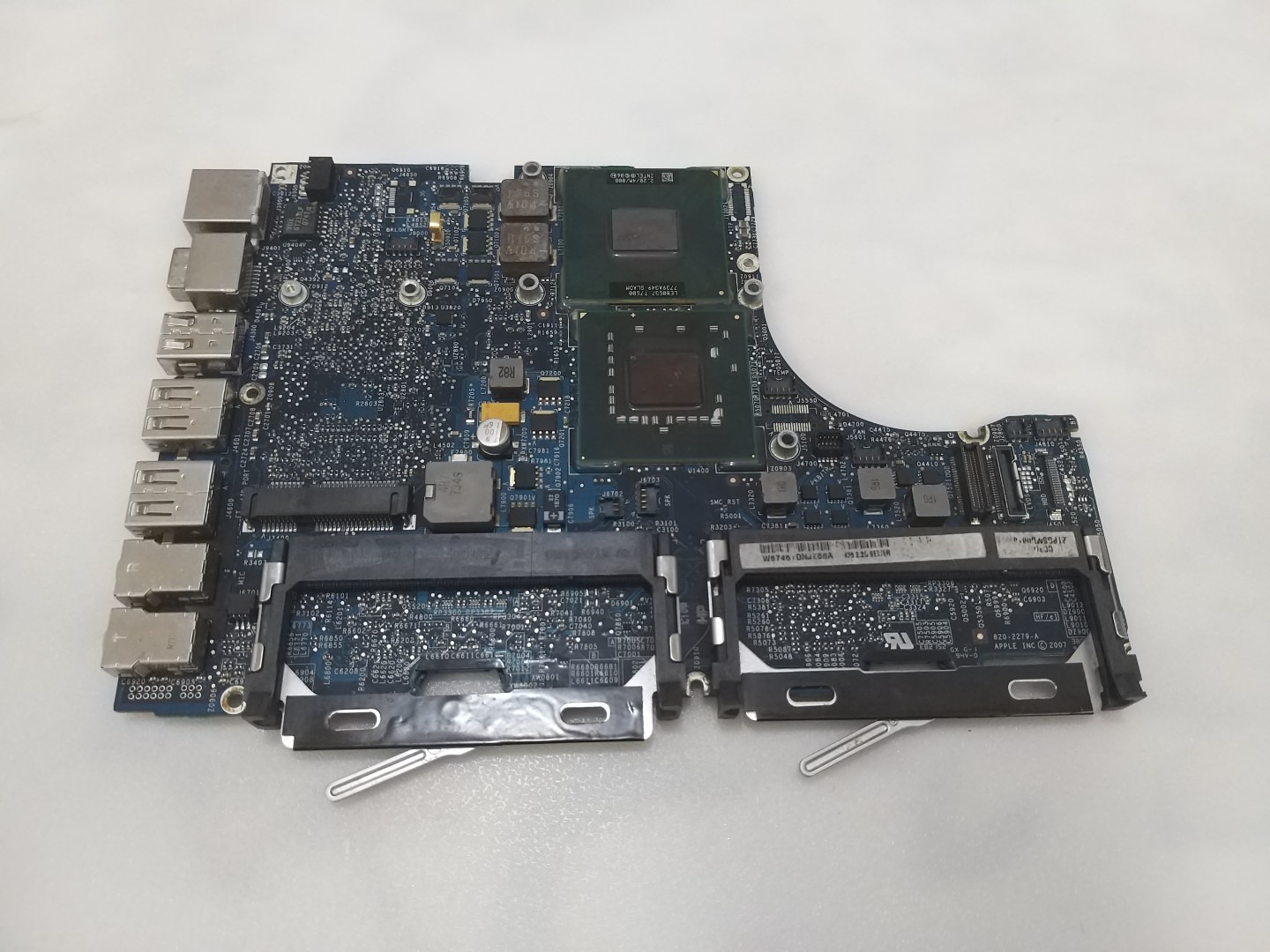 مادربرد اپل مک بوک  Apple Macbook A1181 820-2279-A