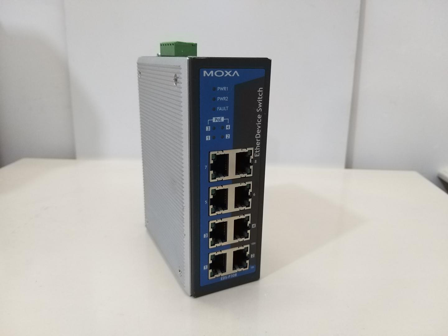 سوئیچ صنعتی 8 پورت موگزا MOXA EDS-P308