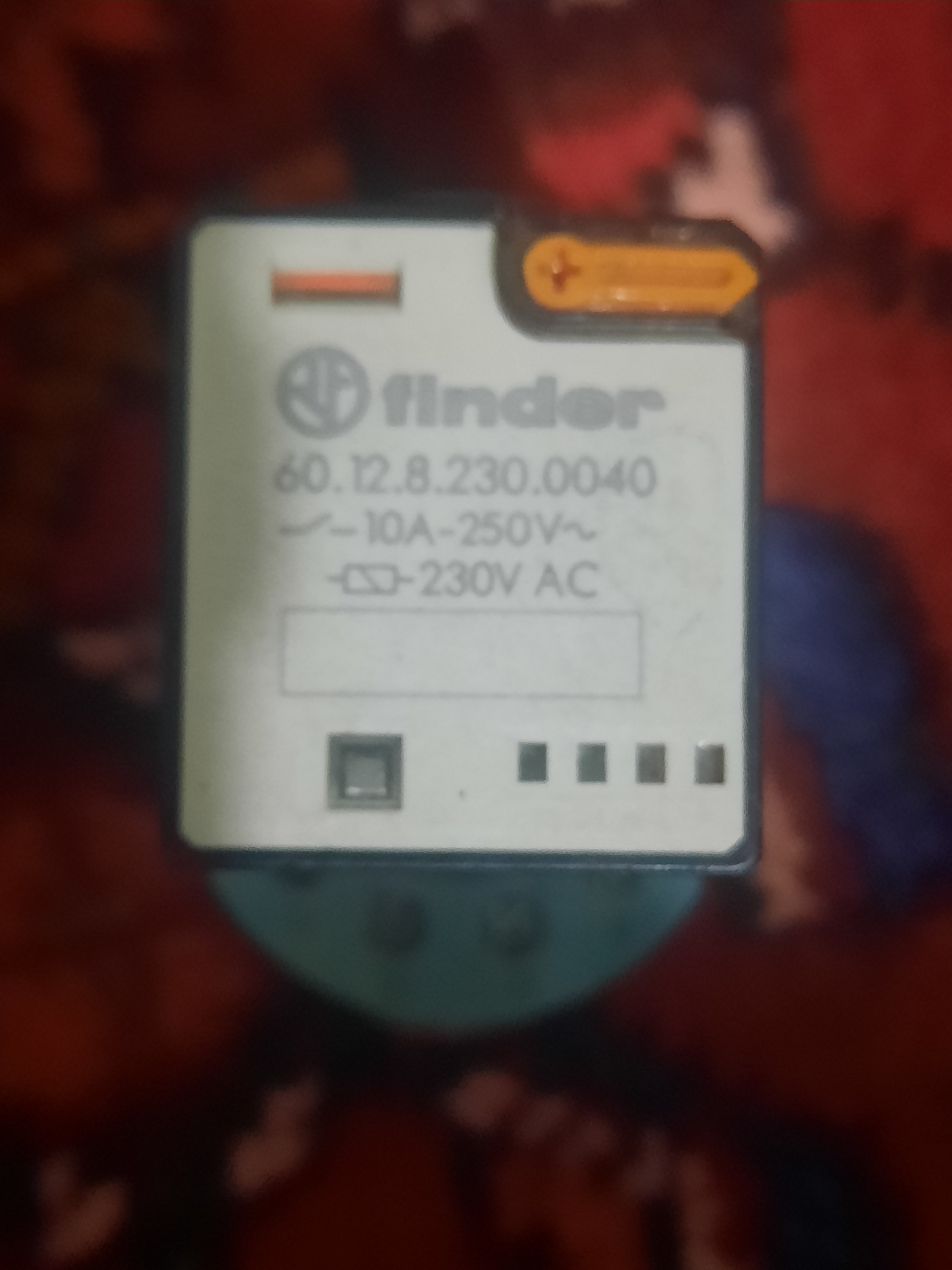 رله شیشه ای دوکنتاکت  finder