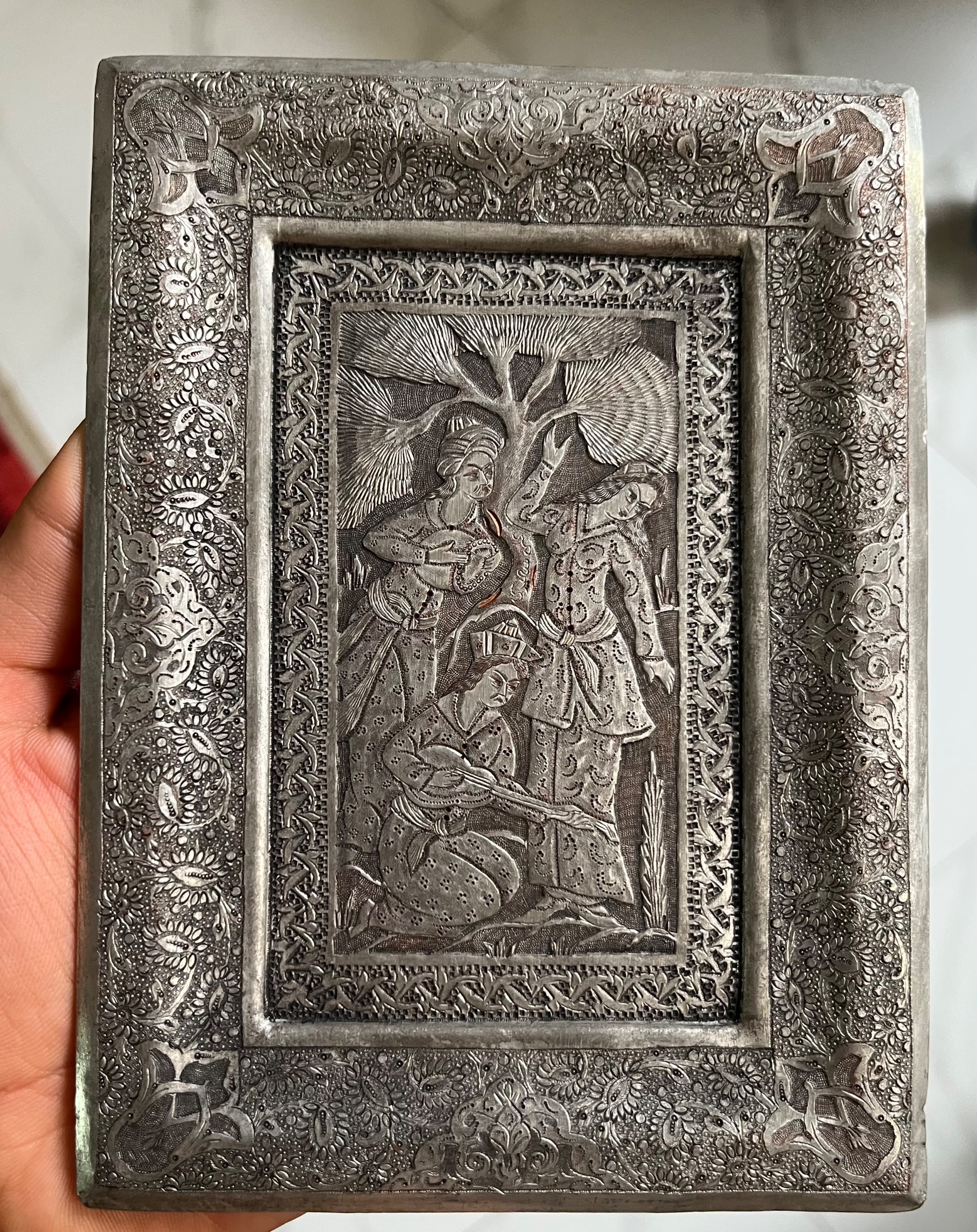 تابلو حکاکی شده سیاه قلم روی مس