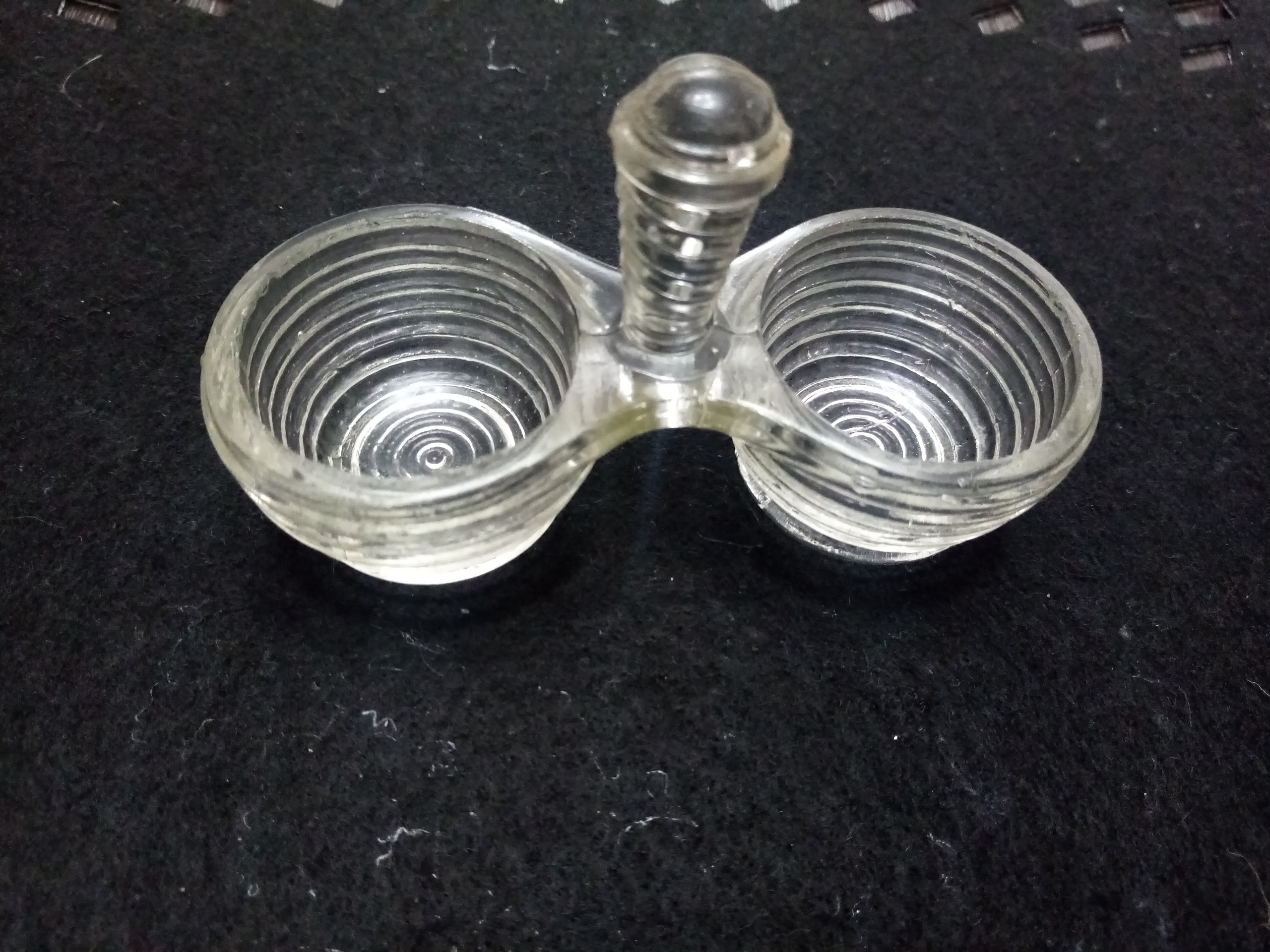 نمکدان ترازویی قدیمی