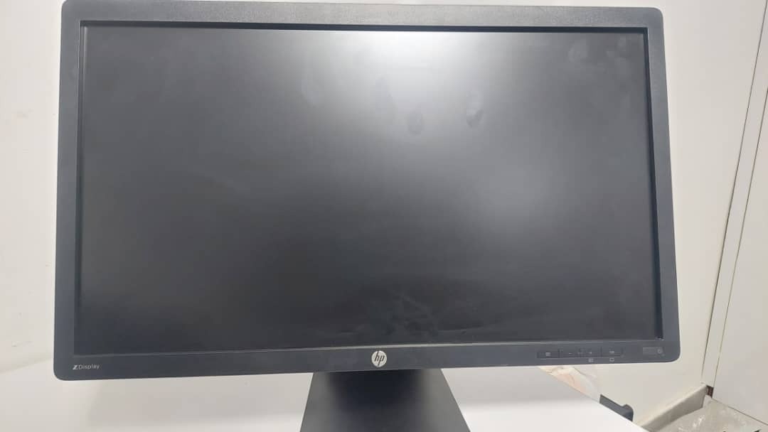مانیتور اچ پی مدل LA2206x