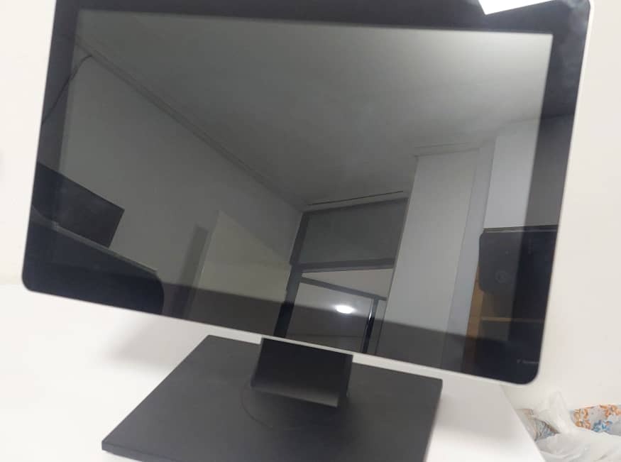 مانیتور لمسی intouch مدل INDT156