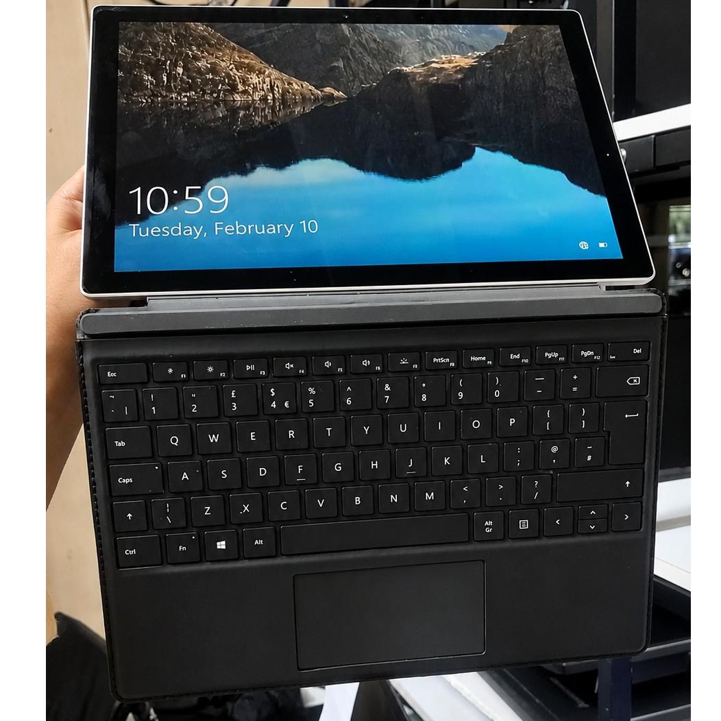 SURFACE PRO 5