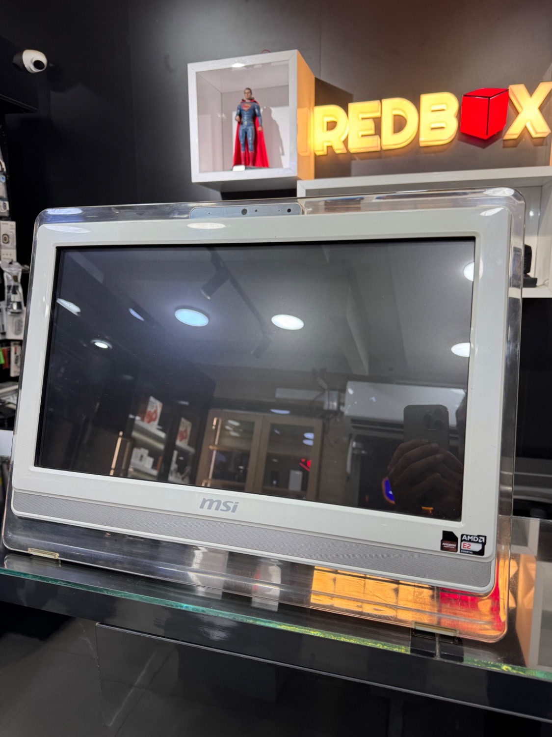 آل این وان Msi سفید رنگ