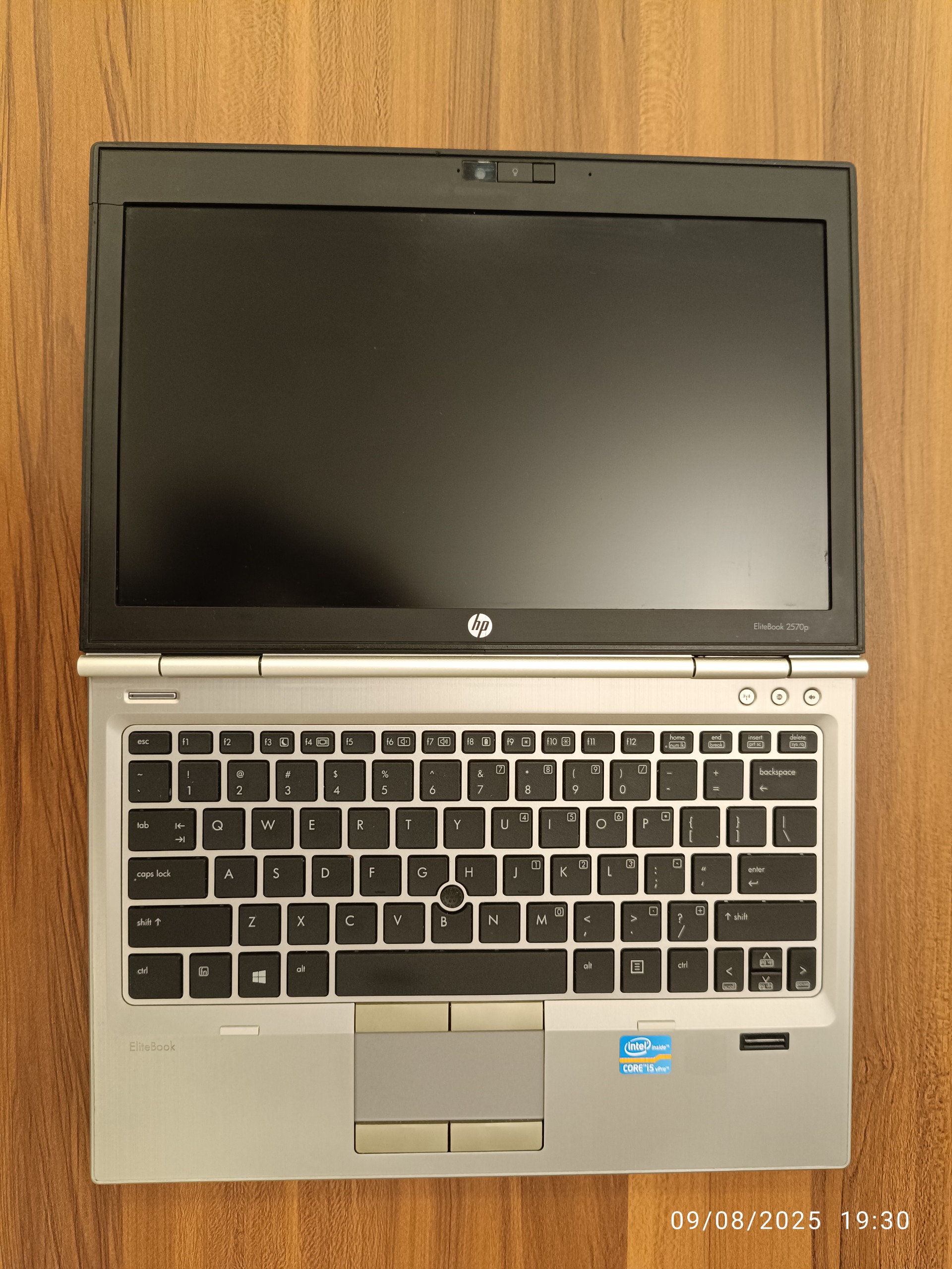 HP 2570P استوک در حد نو، corei5, 8gb, ssd